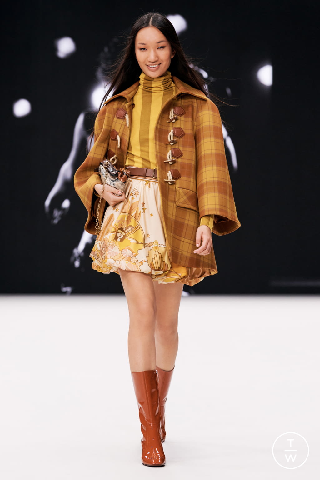 Fashion Week New York Fall/Winter 2021 look 16 from the Zimmermann collection womenswear