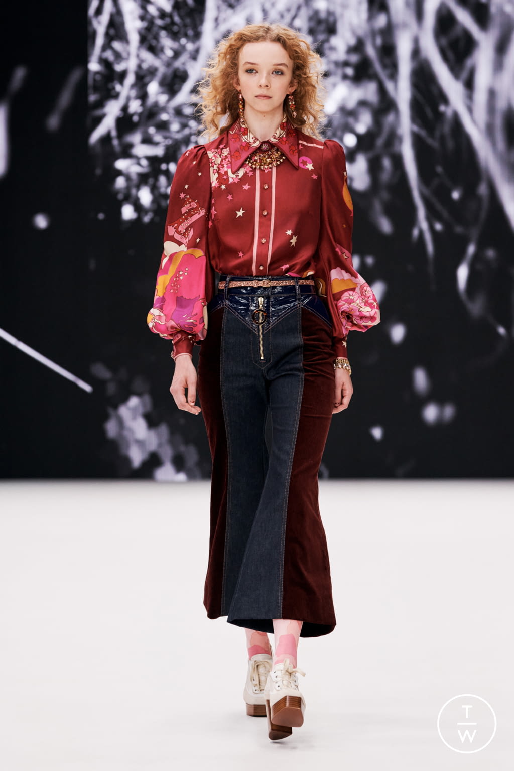 Fashion Week New York Fall/Winter 2021 look 2 de la collection Zimmermann womenswear