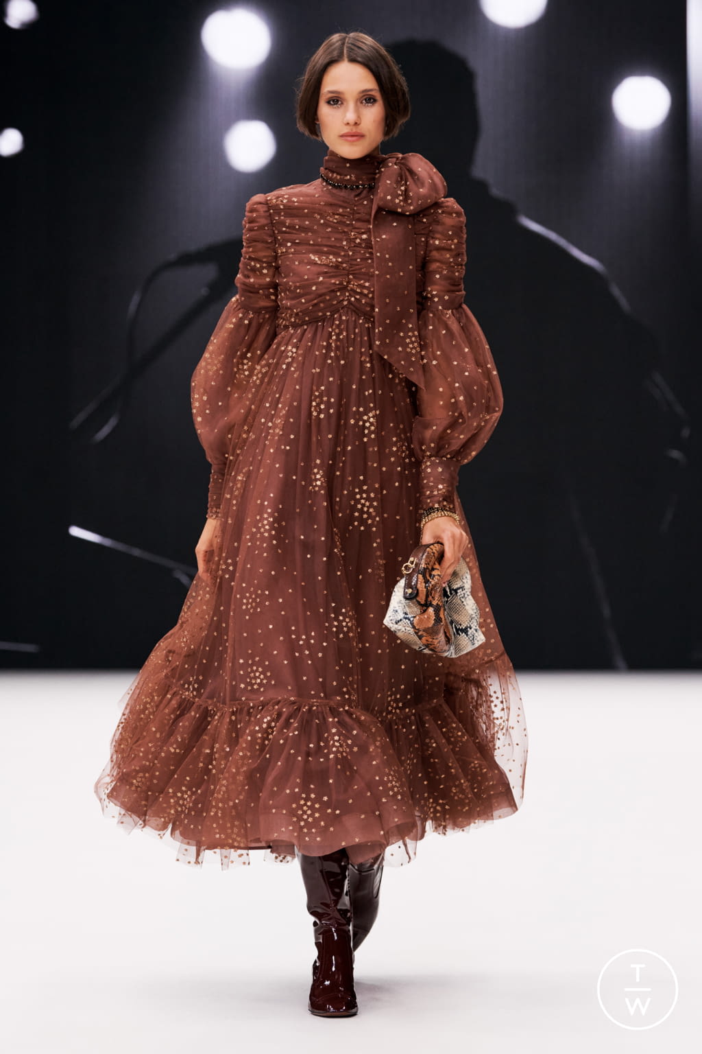 Fashion Week New York Fall/Winter 2021 look 24 from the Zimmermann collection womenswear