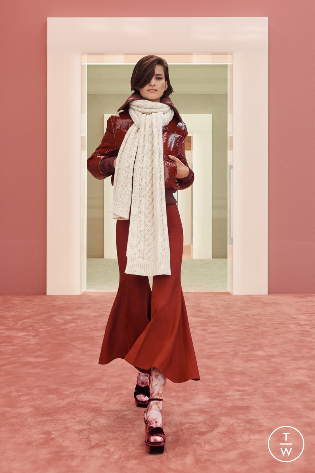 Fashion Week New York Fall/Winter 2022 look 15 from the Zimmermann collection womenswear