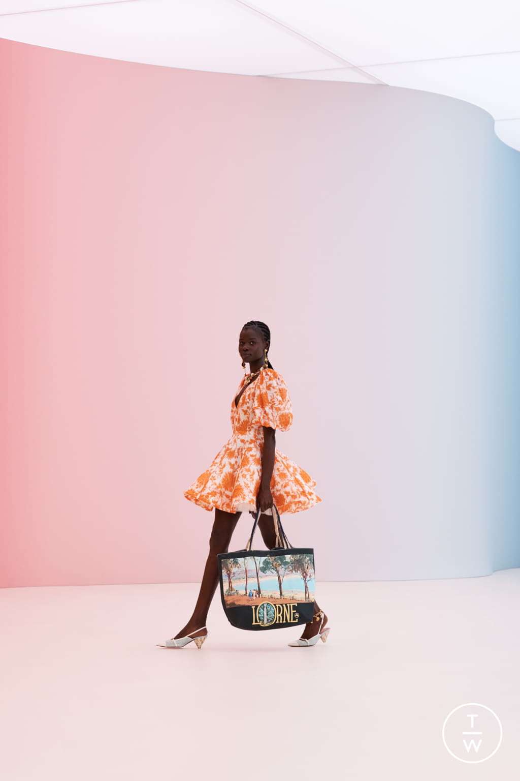 Fashion Week New York Resort 2022 look 20 de la collection Zimmermann womenswear