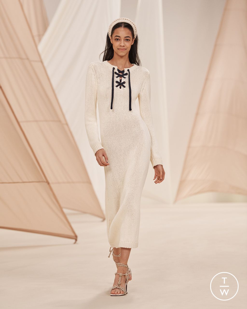 Fashion Week New York Resort 2023 look 9 from the Zimmermann collection womenswear