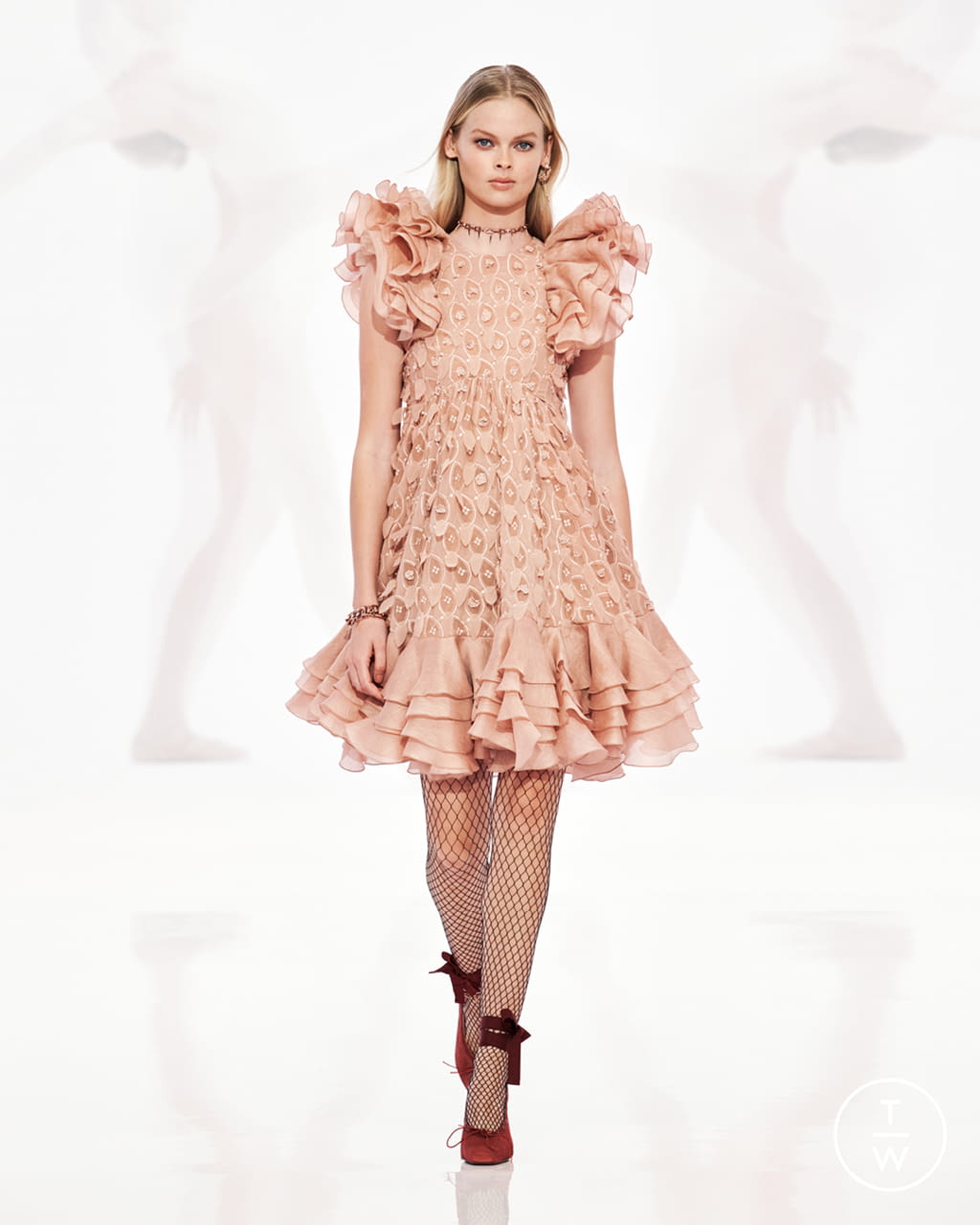 Fashion Week New York Spring/Summer 2022 look 10 from the Zimmermann collection womenswear