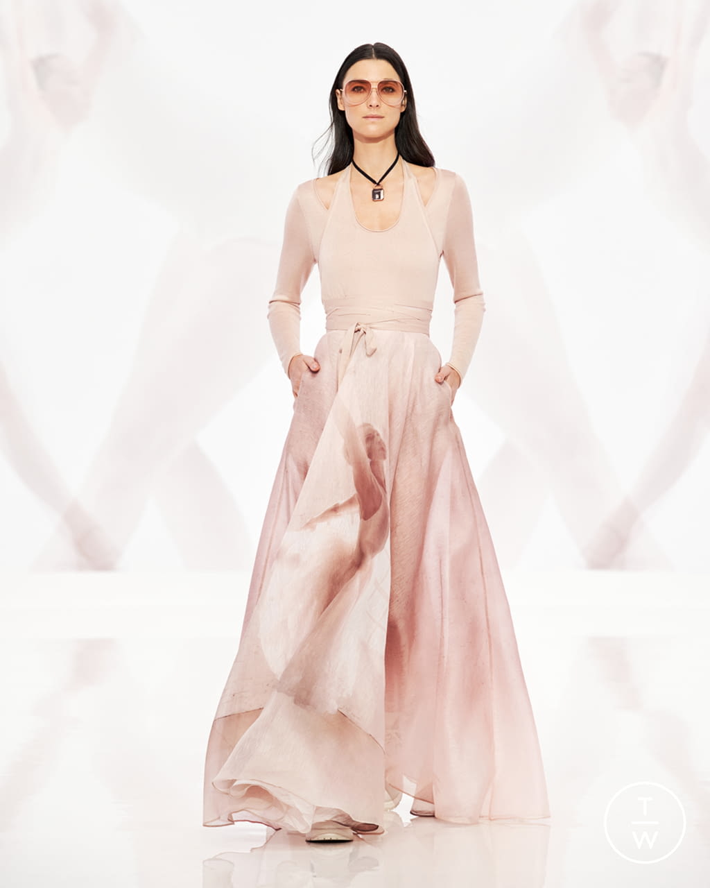 Fashion Week New York Spring/Summer 2022 look 11 de la collection Zimmermann womenswear