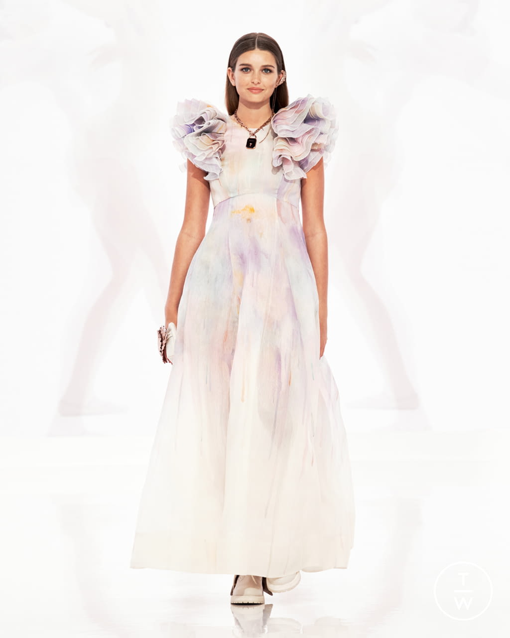 Fashion Week New York Spring/Summer 2022 look 14 de la collection Zimmermann womenswear