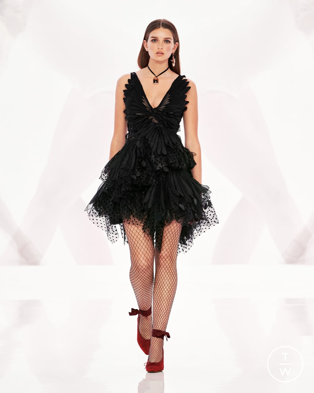 Fashion Week New York Spring/Summer 2022 look 36 from the Zimmermann collection womenswear