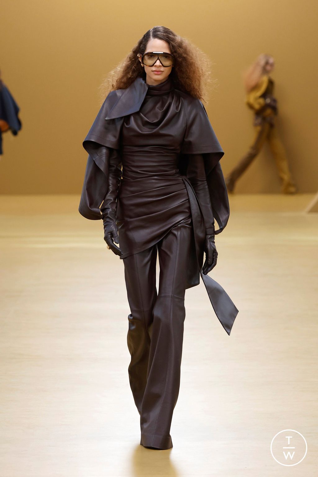 Fashion Week Paris Fall/Winter 2026 look 22 from the Zimmermann collection 女装