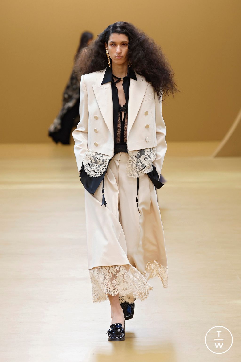 Fashion Week Paris Fall/Winter 2026 look 42 from the Zimmermann collection 女装