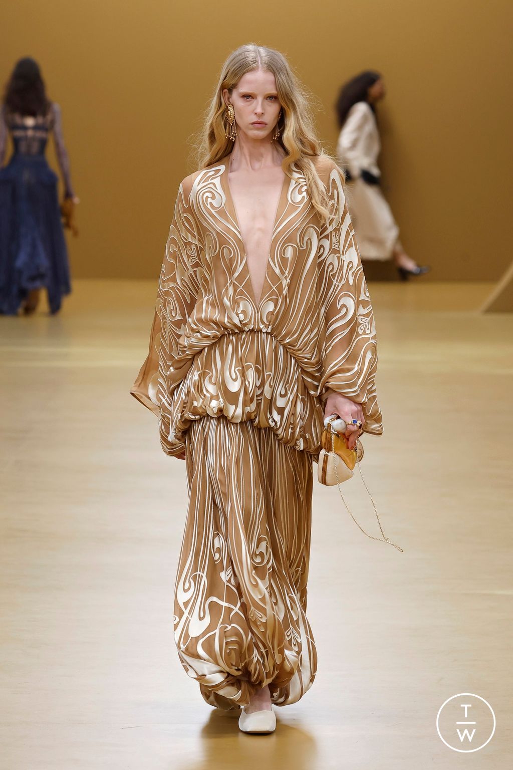 Fashion Week Paris Fall/Winter 2026 look 52 from the Zimmermann collection 女装