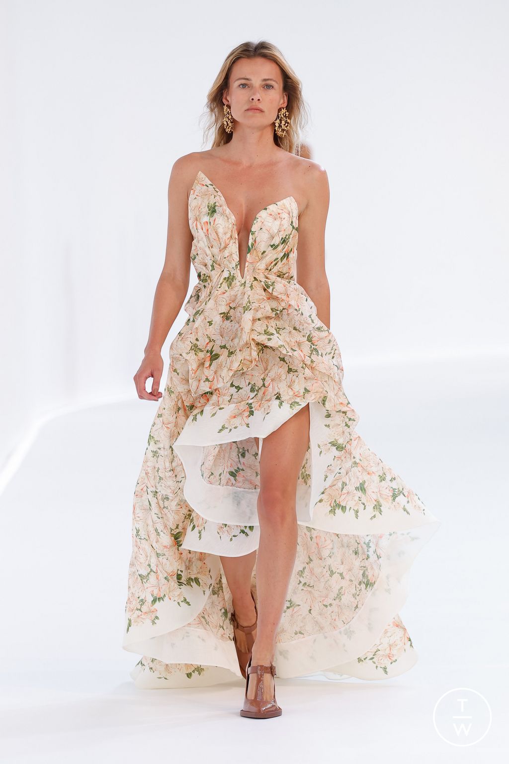 Fashion Week Paris Spring/Summer 2024 look 4 from the Zimmermann collection womenswear