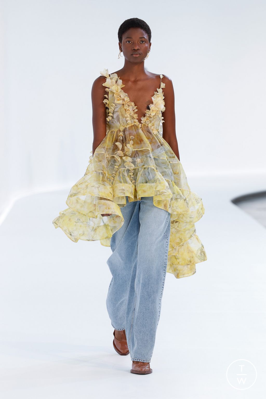 Fashion Week Paris Spring/Summer 2024 look 30 from the Zimmermann collection womenswear