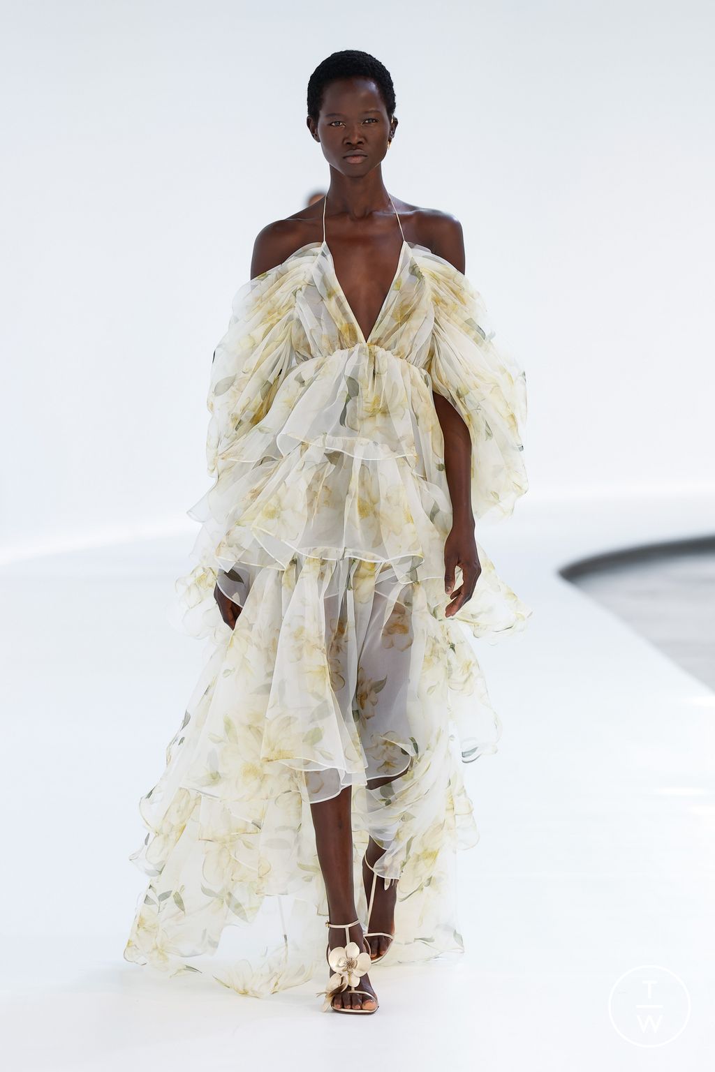 Fashion Week Paris Spring/Summer 2024 look 34 from the Zimmermann collection womenswear
