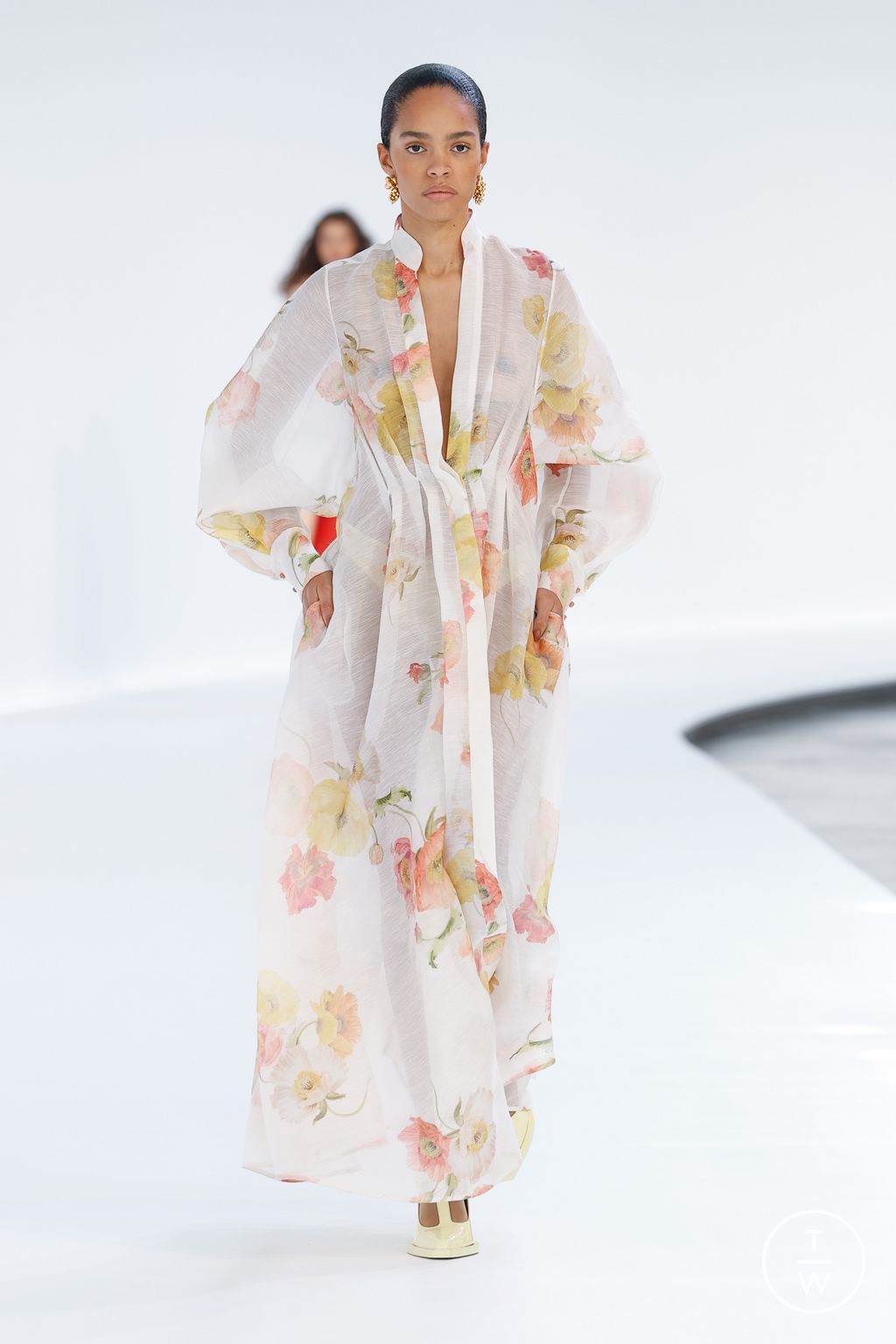 Fashion Week Paris Spring/Summer 2024 look 35 from the Zimmermann collection womenswear