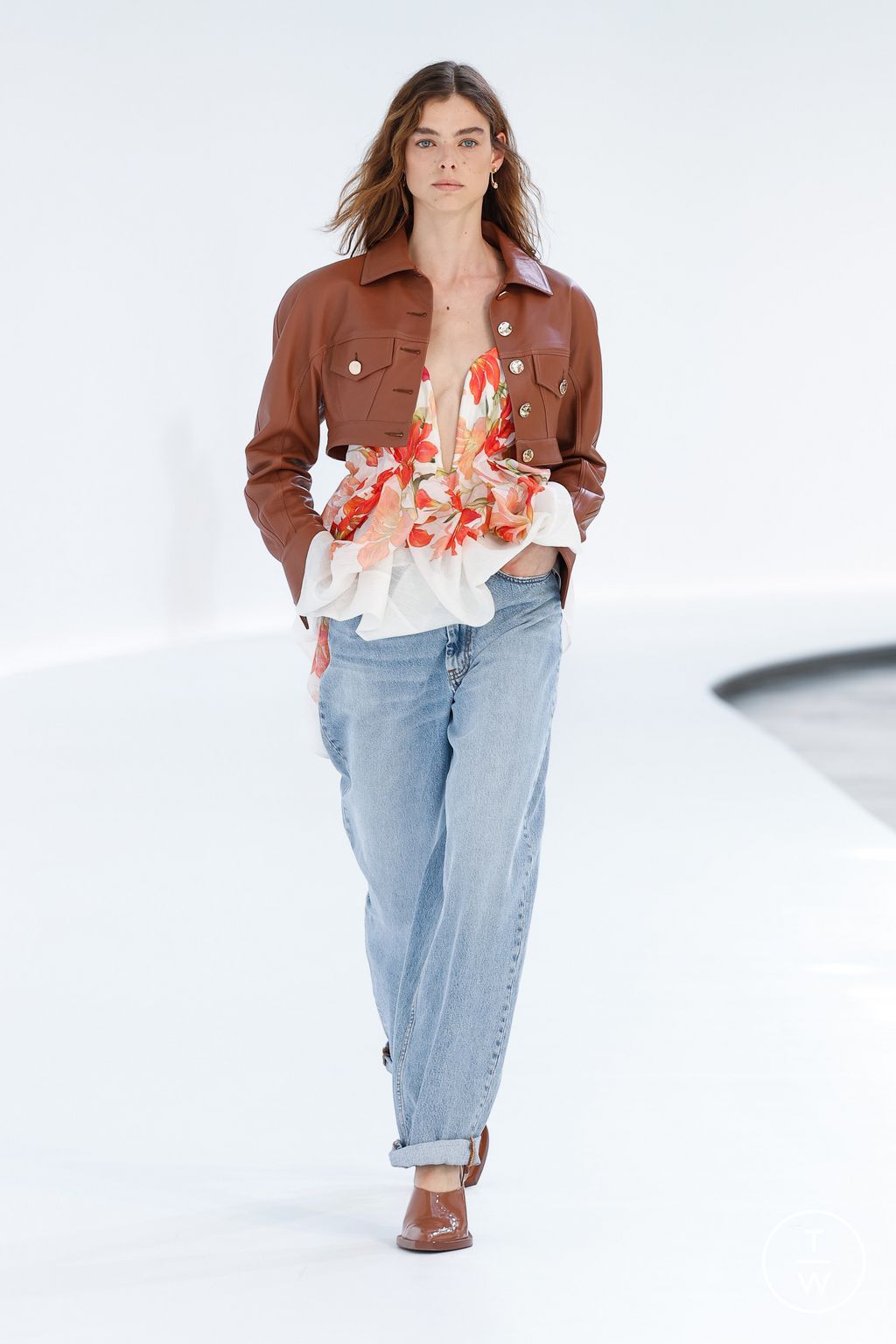 Fashion Week Paris Spring/Summer 2024 look 40 from the Zimmermann collection 女装
