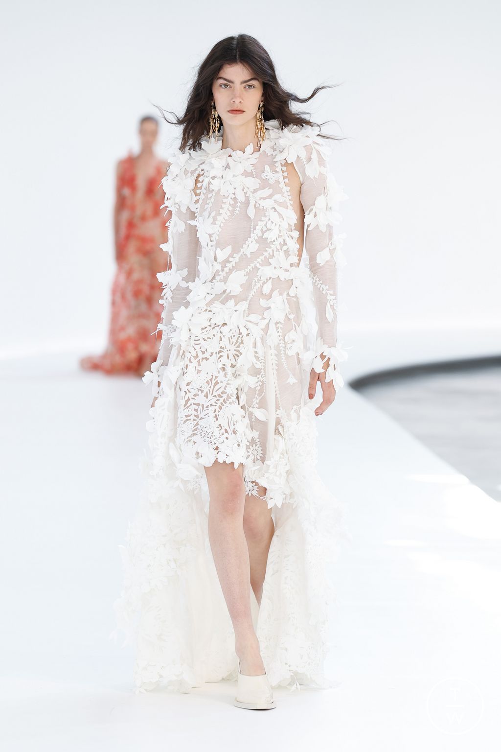 Fashion Week Paris Spring/Summer 2024 look 44 from the Zimmermann collection womenswear