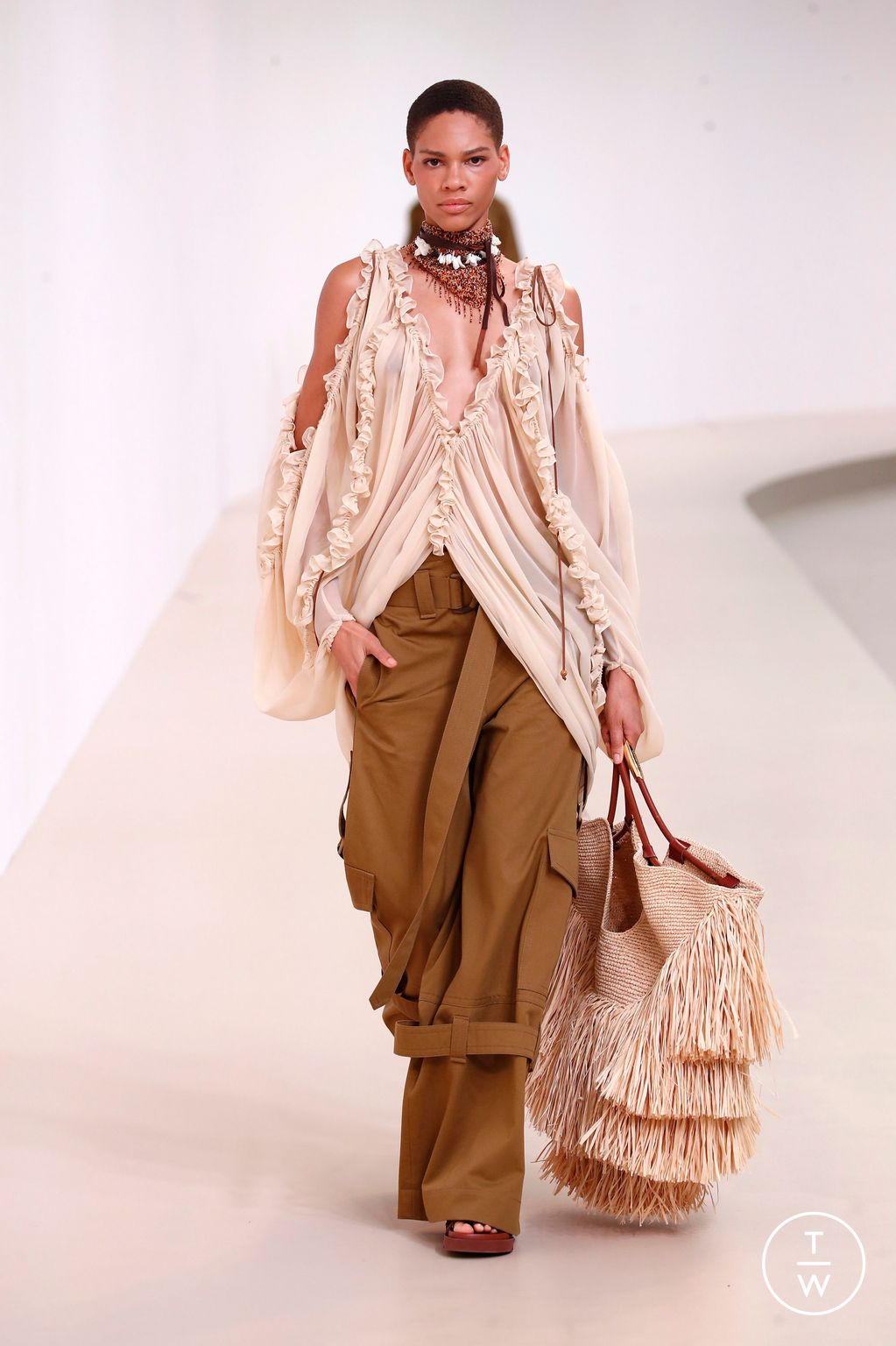 Fashion Week Paris Spring/Summer 2025 look 4 from the Zimmermann collection womenswear