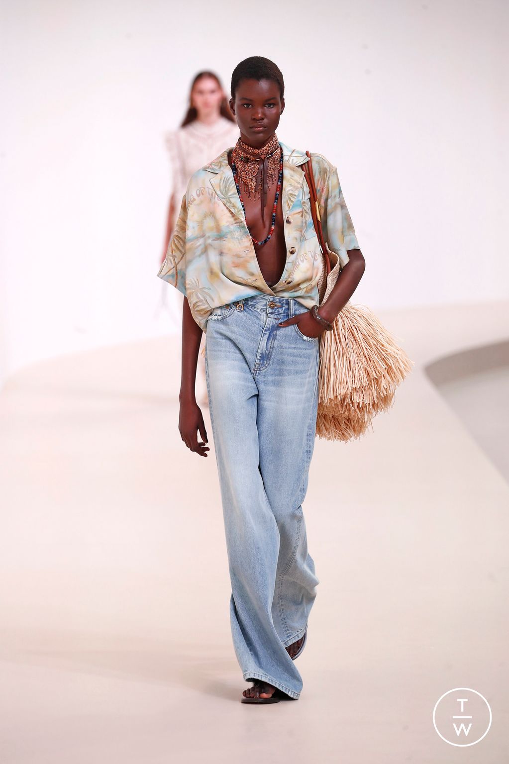 Fashion Week Paris Spring/Summer 2025 look 9 from the Zimmermann collection womenswear