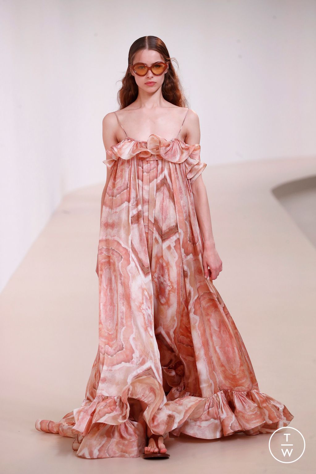 Fashion Week Paris Spring/Summer 2025 look 33 from the Zimmermann collection womenswear