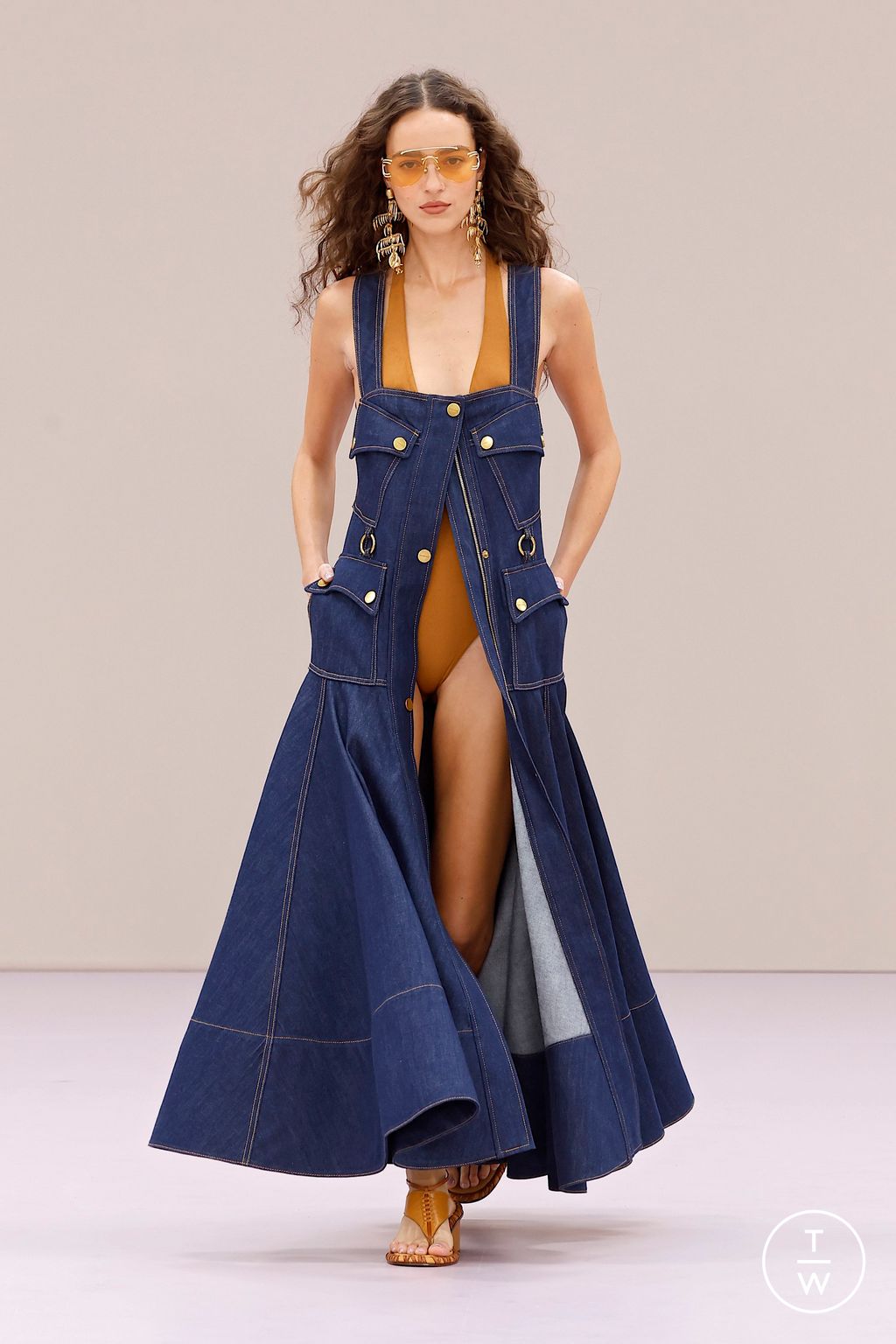 Fashion Week Paris Spring/Summer 2026 look 13 from the Zimmermann collection womenswear