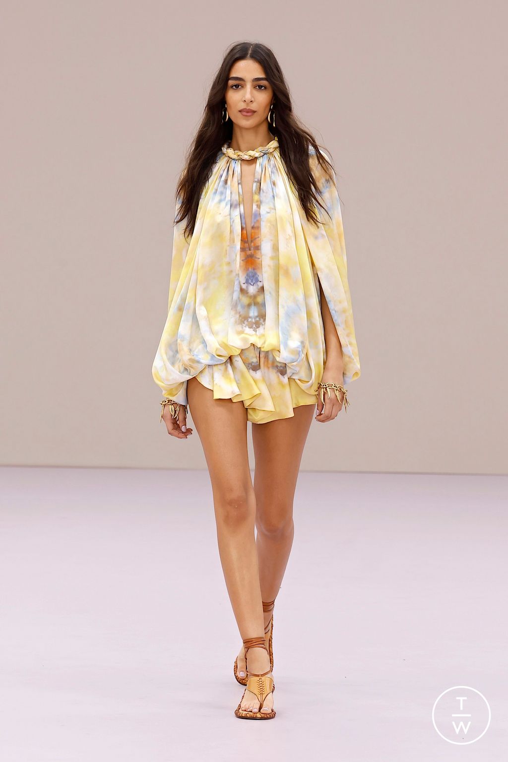 Fashion Week Paris Spring/Summer 2026 look 27 from the Zimmermann collection womenswear