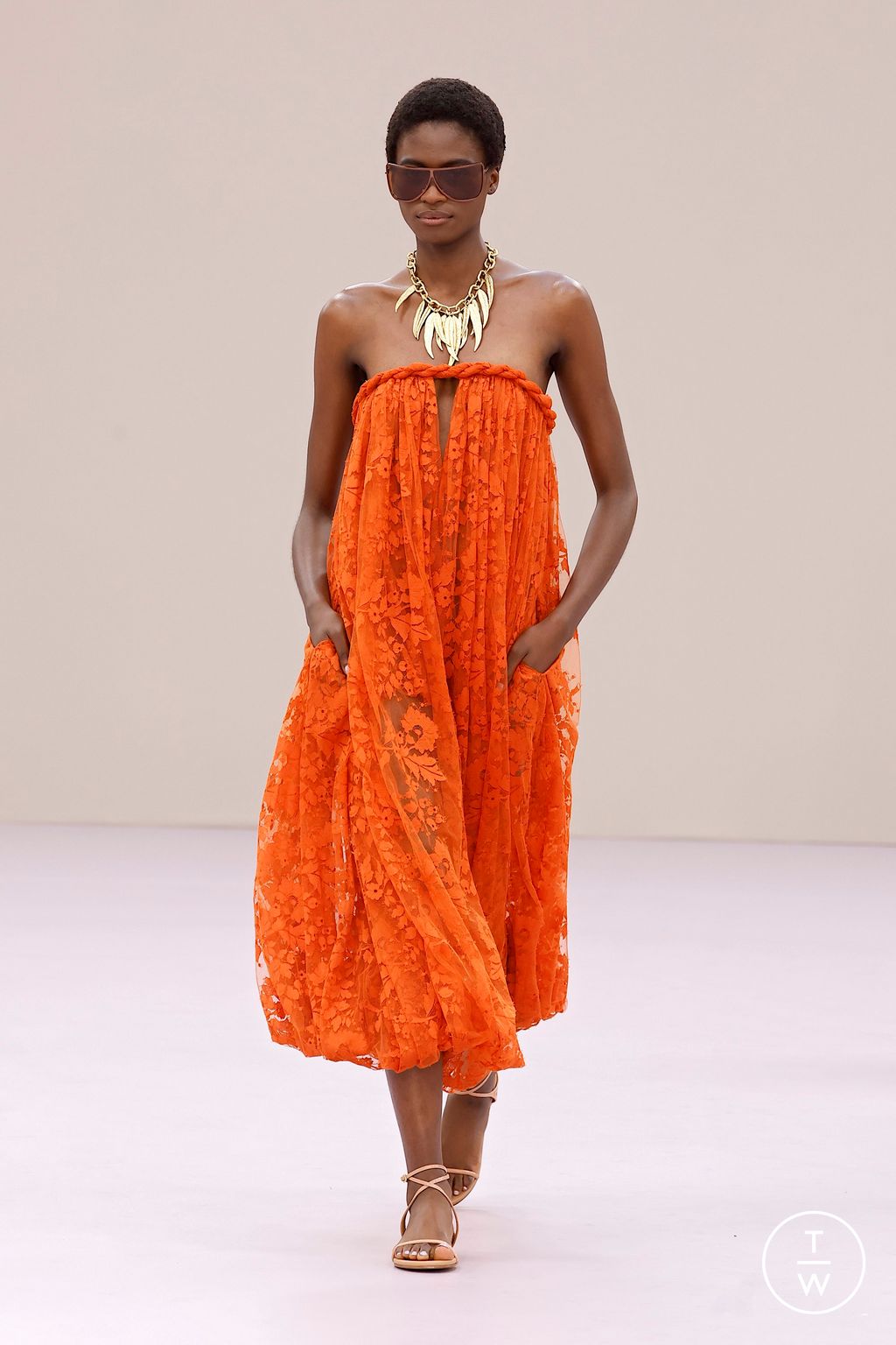 Fashion Week Paris Spring/Summer 2026 look 36 from the Zimmermann collection womenswear