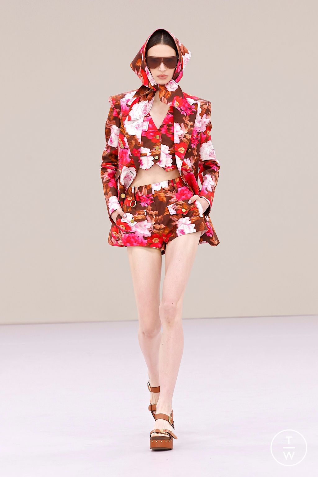 Fashion Week Paris Spring/Summer 2026 look 38 from the Zimmermann collection womenswear