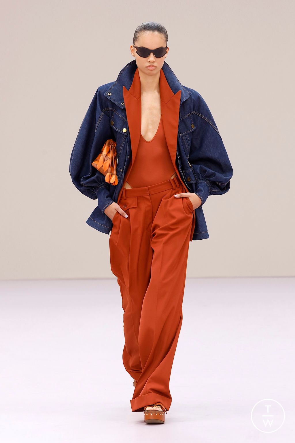 Fashion Week Paris Spring/Summer 2026 look 40 from the Zimmermann collection womenswear