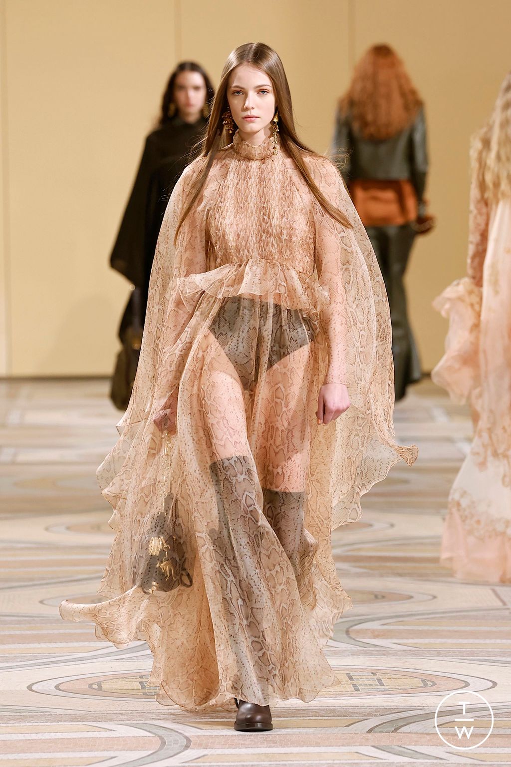 Fashion Week Paris Fall/Winter 2025 look 19 from the Zimmermann collection womenswear