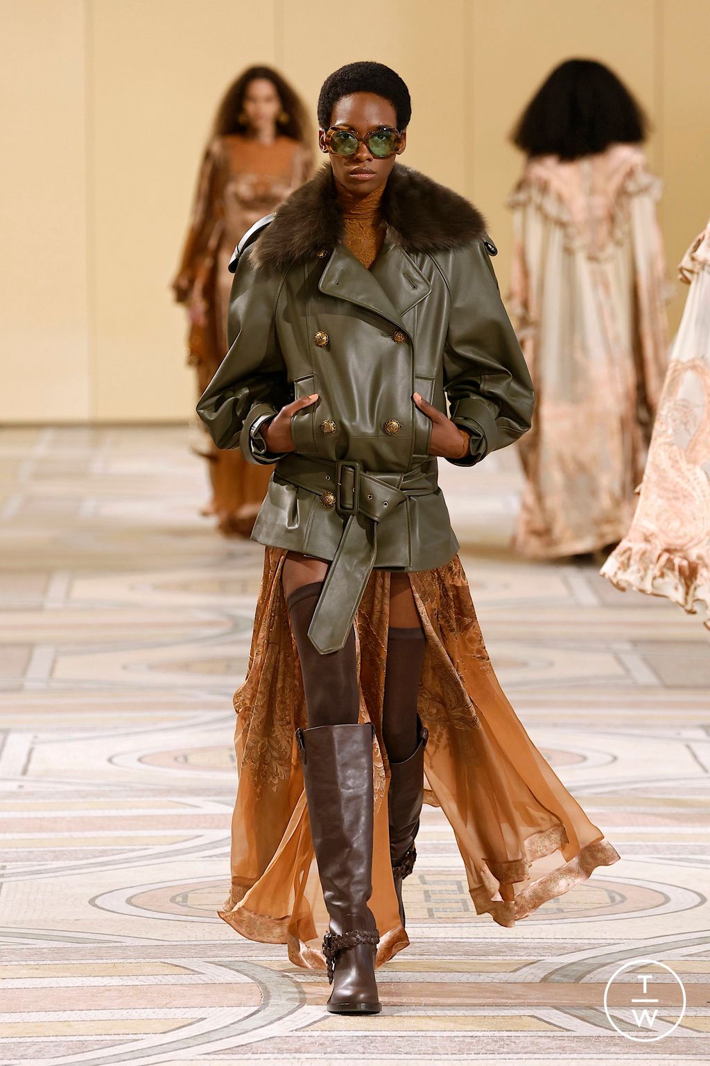 Fashion Week Paris Fall/Winter 2025 look 27 from the Zimmermann collection womenswear