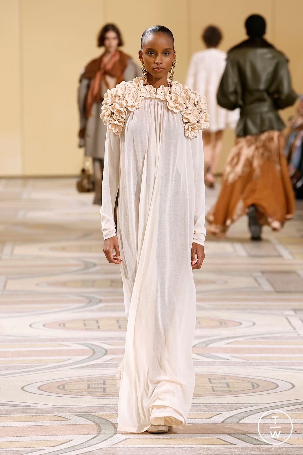 Fashion Week Paris Fall/Winter 2025 look 29 from the Zimmermann collection womenswear