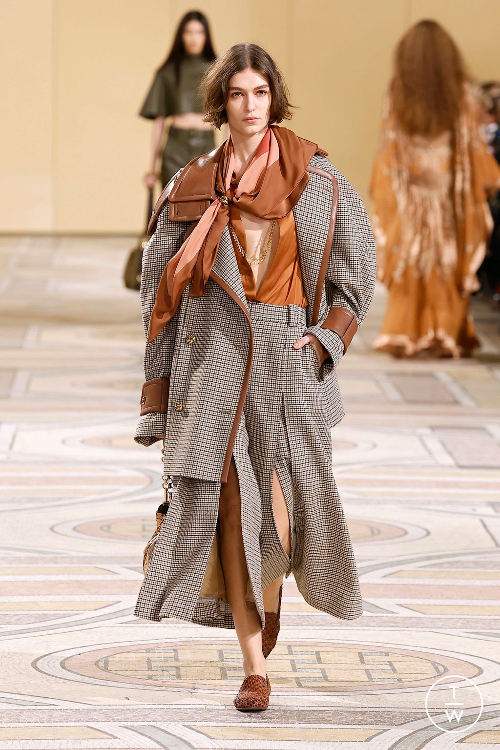 Fashion Week Paris Fall/Winter 2025 look 30 from the Zimmermann collection womenswear