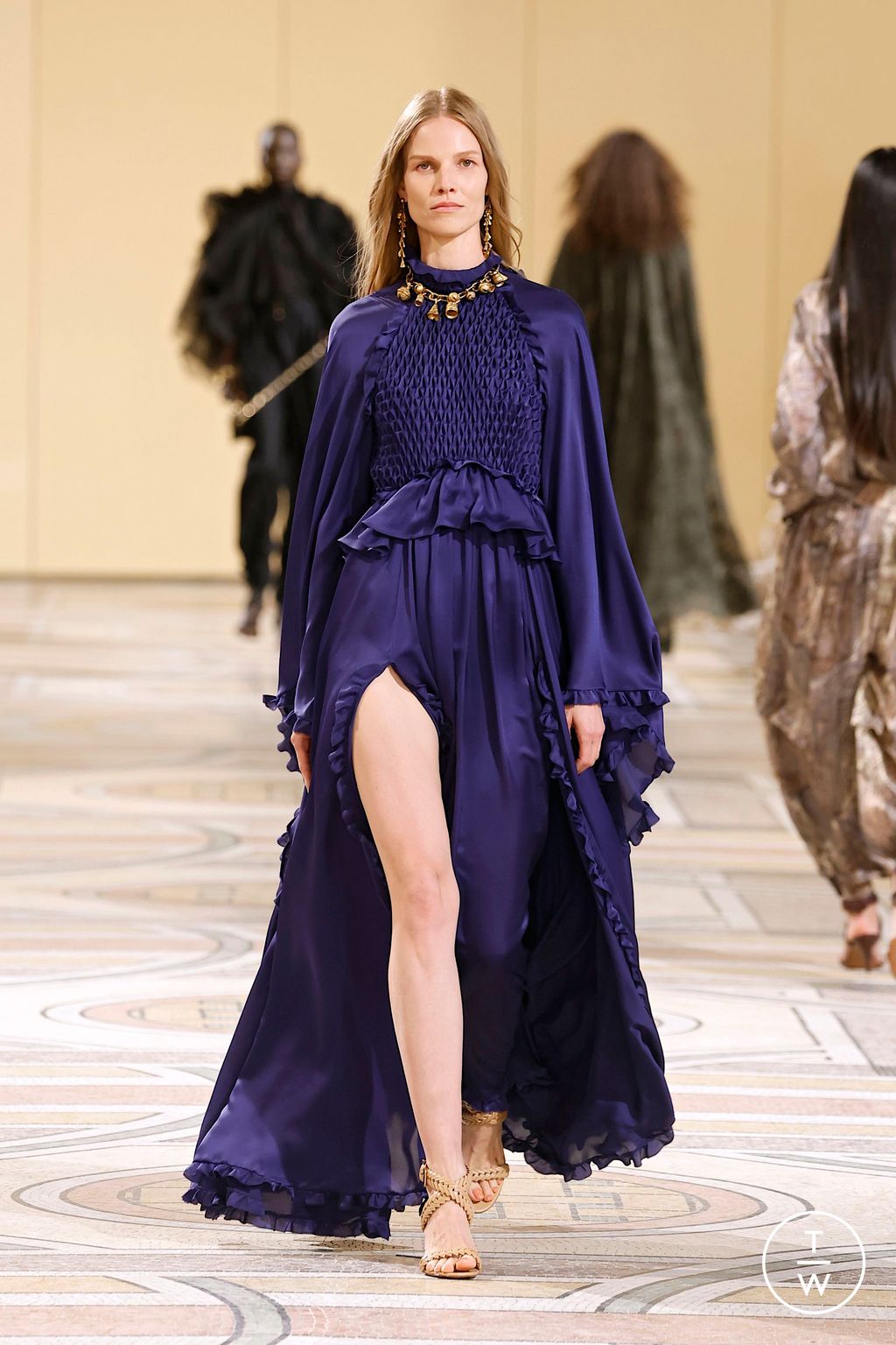 Fashion Week Paris Fall/Winter 2025 look 40 from the Zimmermann collection womenswear