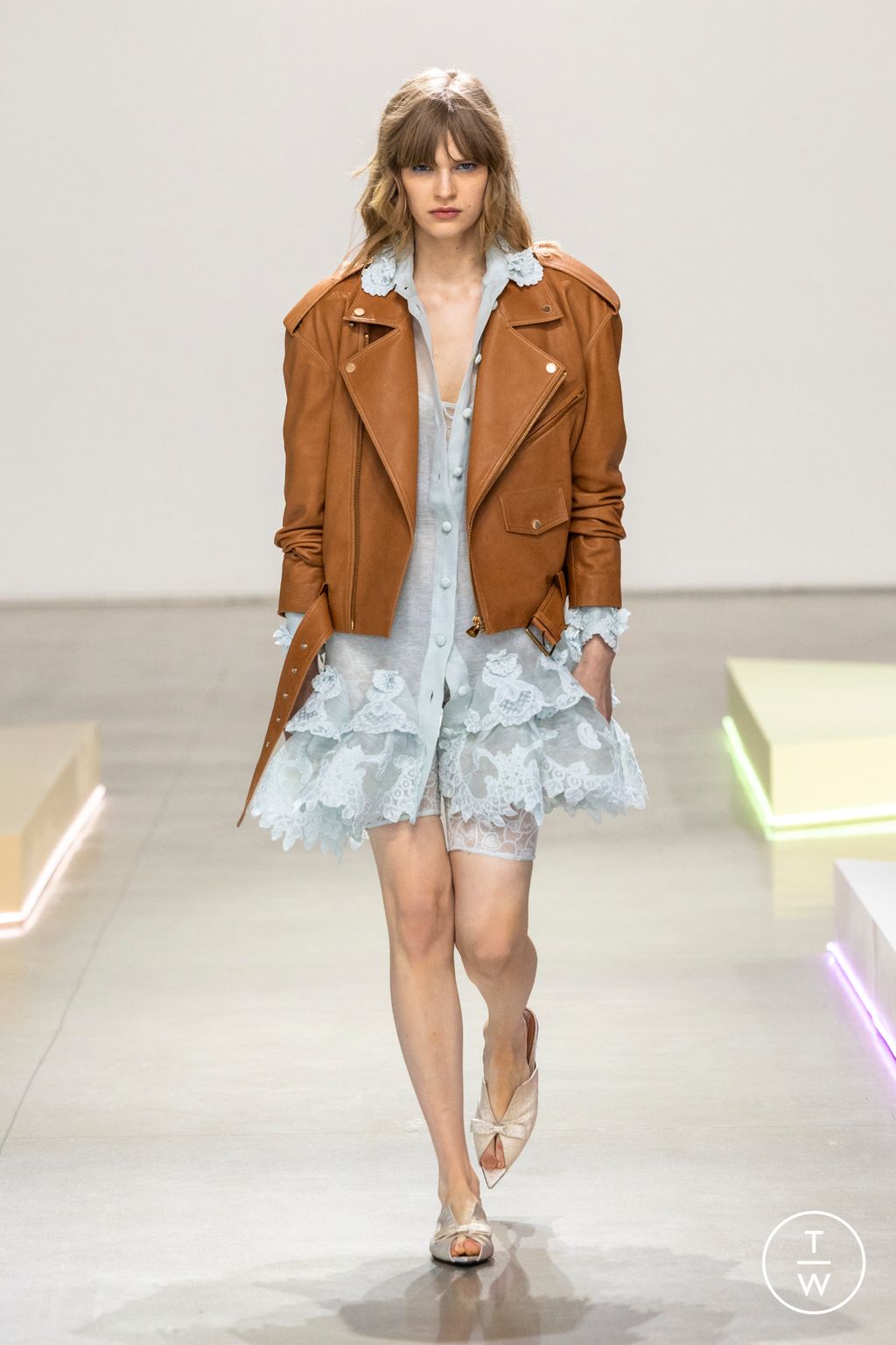 Fashion Week Paris Resort 2025 look 21 from the Zimmermann collection womenswear