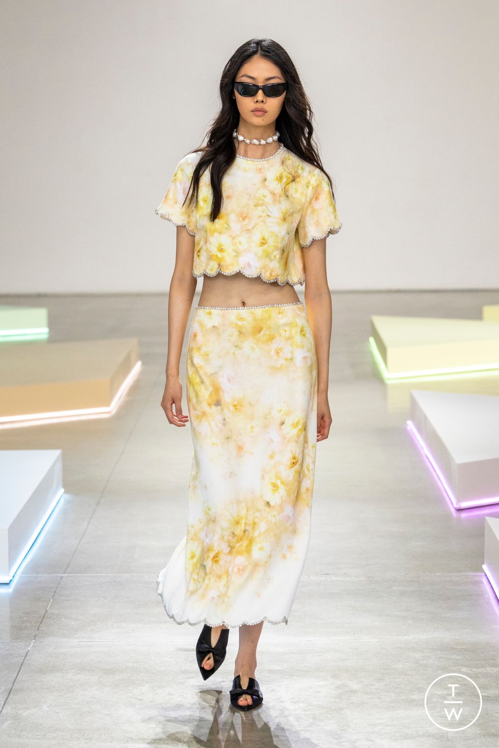 Fashion Week Paris Resort 2025 look 26 from the Zimmermann collection womenswear