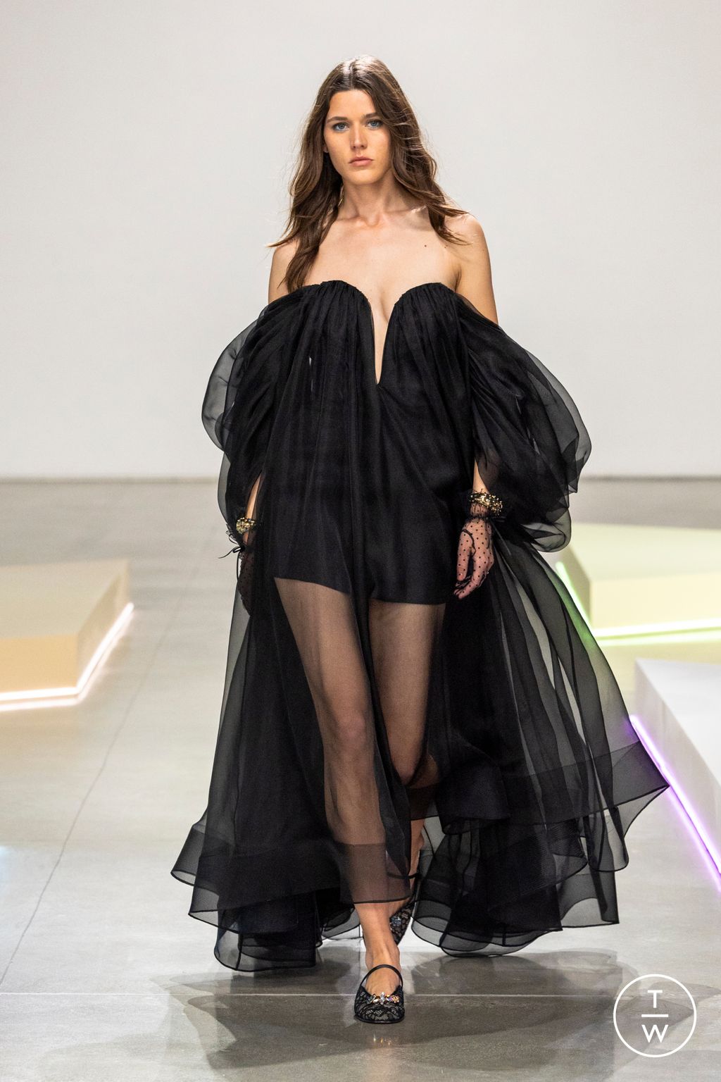Fashion Week Paris Resort 2025 look 45 from the Zimmermann collection womenswear