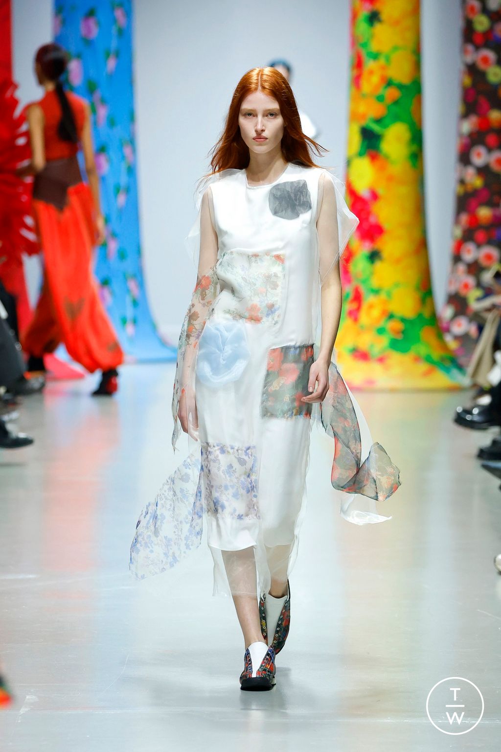 Fashion Week Paris Spring/Summer 2025 look 8 from the Zomer collection 女装