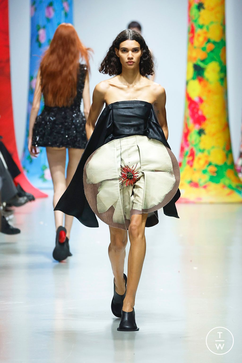 Fashion Week Paris Spring/Summer 2025 look 32 from the Zomer collection womenswear