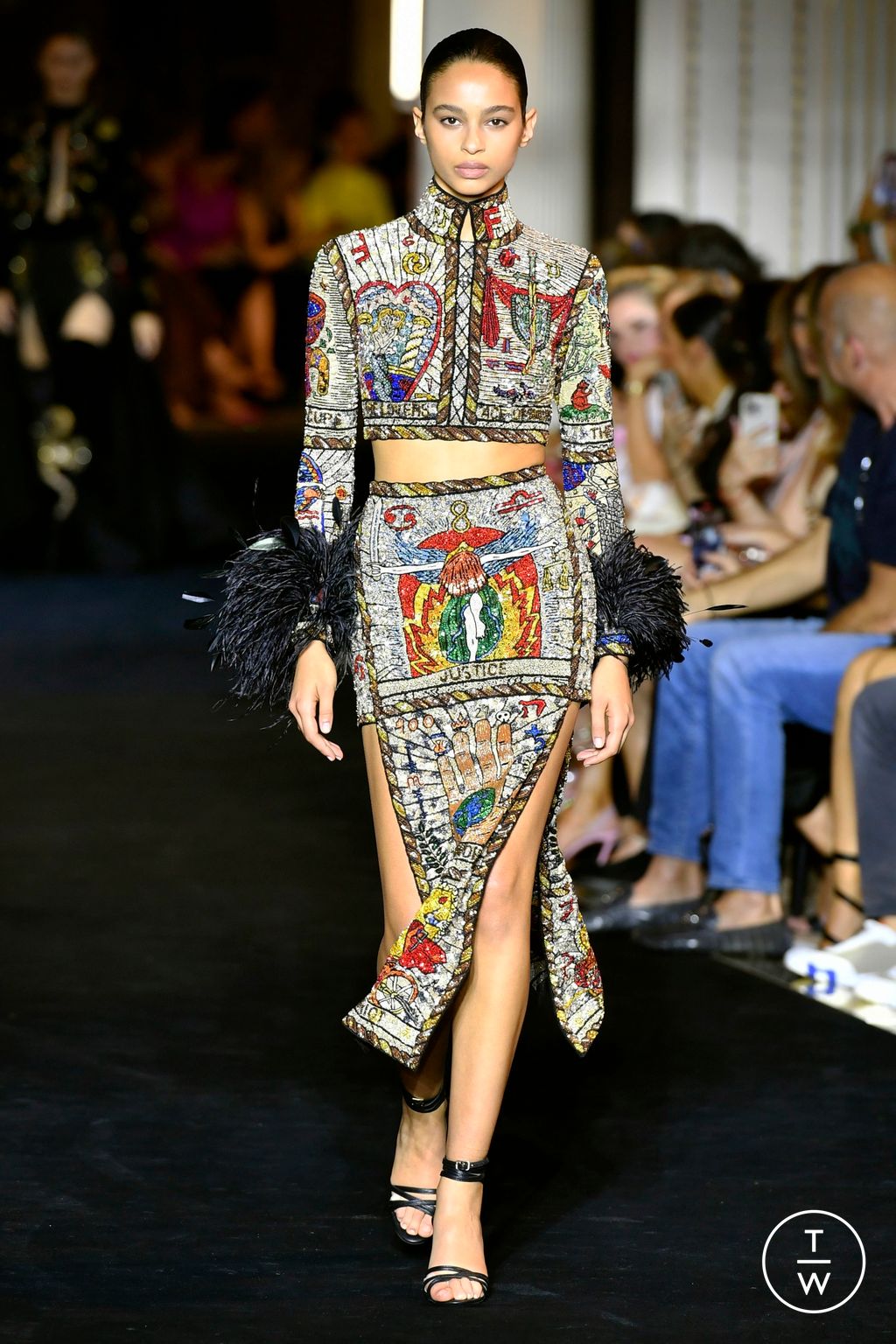 Spring-summer 2022 Haute Couture Show - Look 1 — Fashion