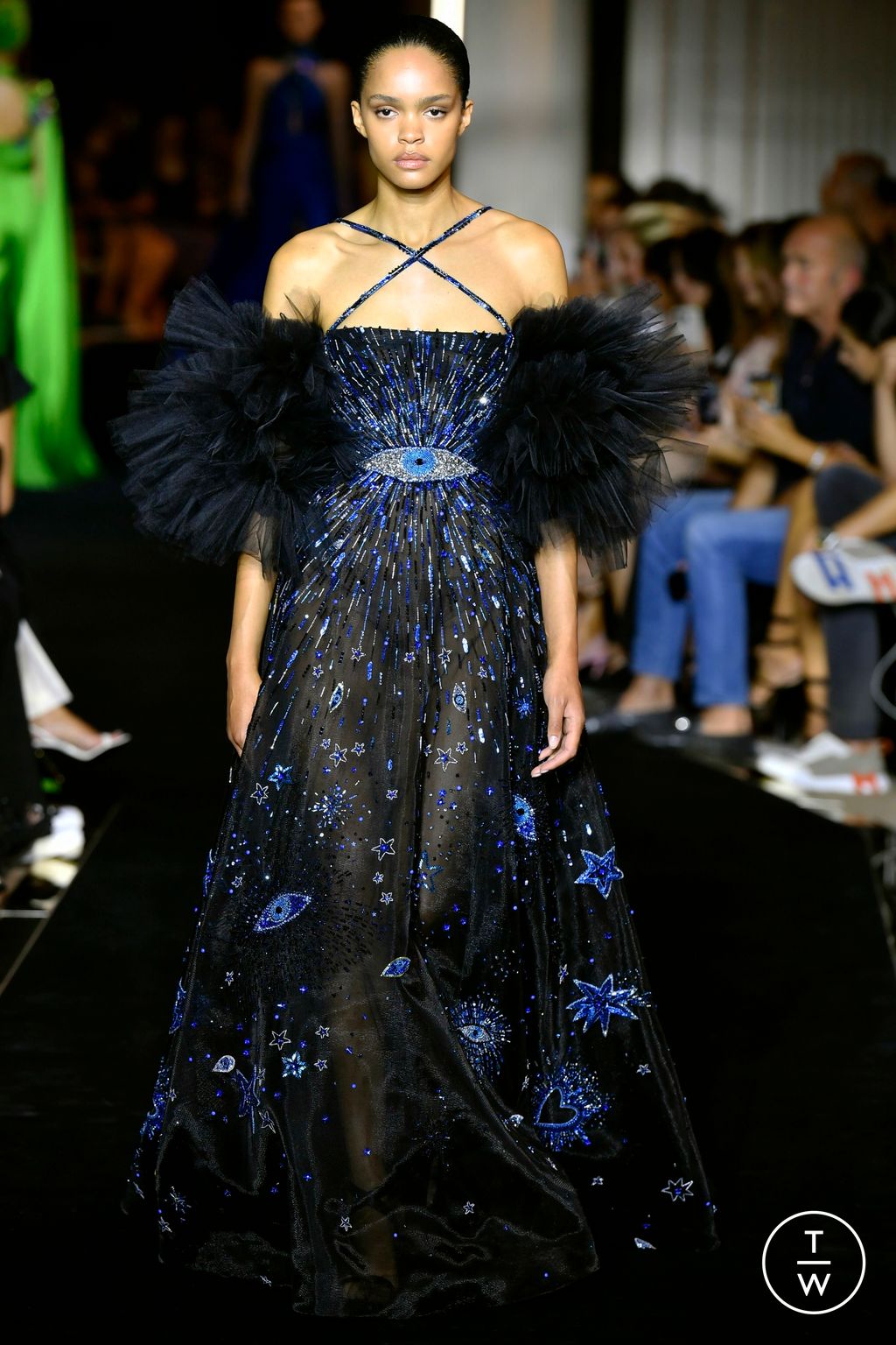 Fashion Week Paris Fall/Winter 2022 look 17 from the Zuhair Murad collection couture