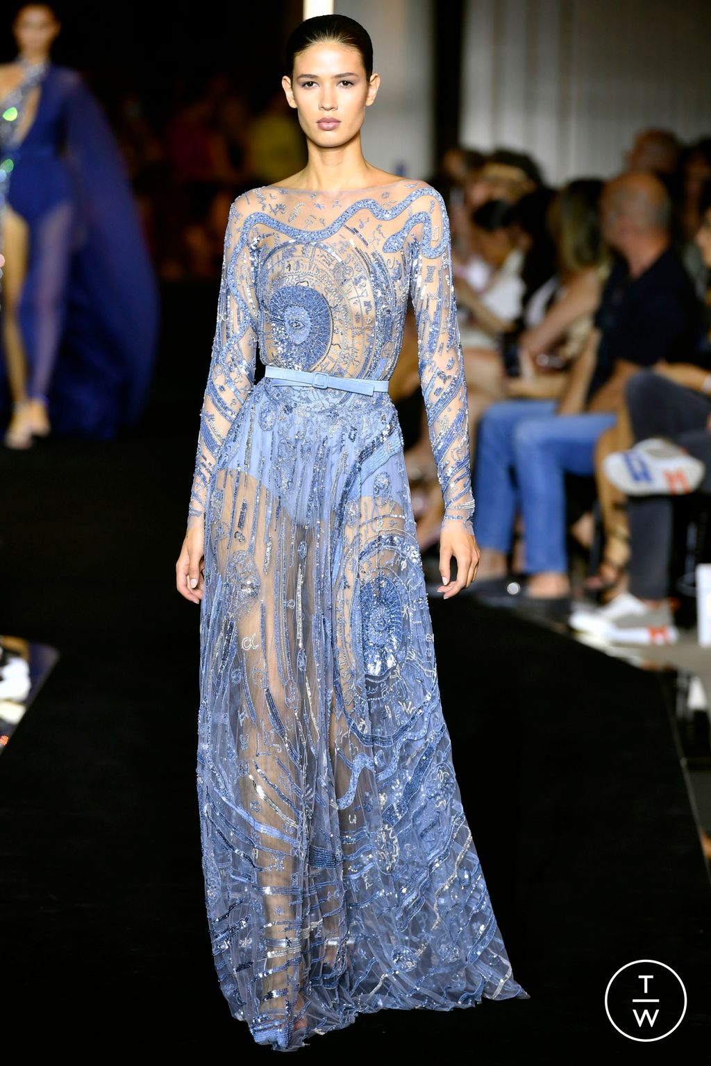 Fashion Week Paris Fall/Winter 2022 look 23 from the Zuhair Murad collection 高级定制