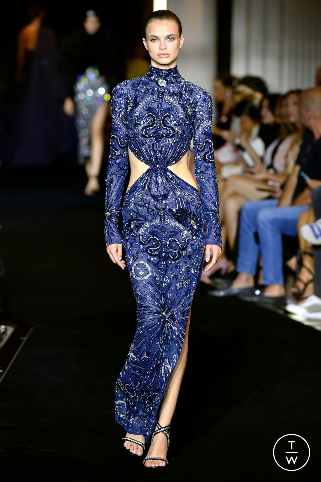 Fashion Week Paris Fall/Winter 2022 look 26 from the Zuhair Murad collection couture