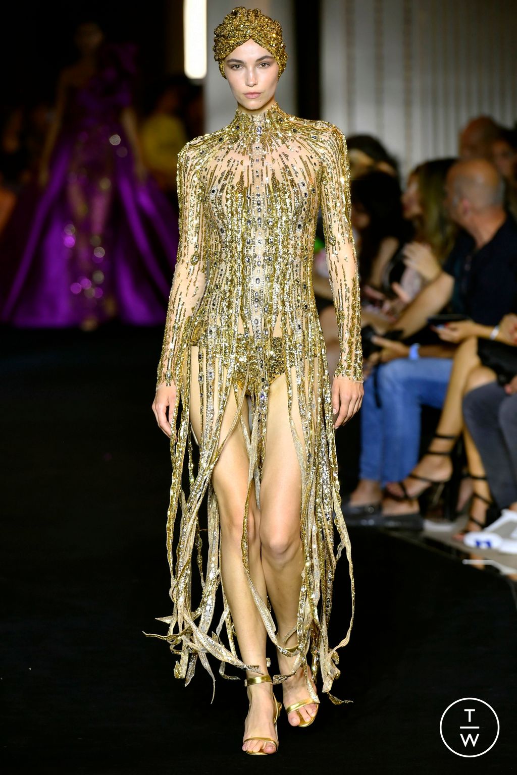 Fashion Week Paris Fall/Winter 2022 look 46 from the Zuhair Murad collection couture