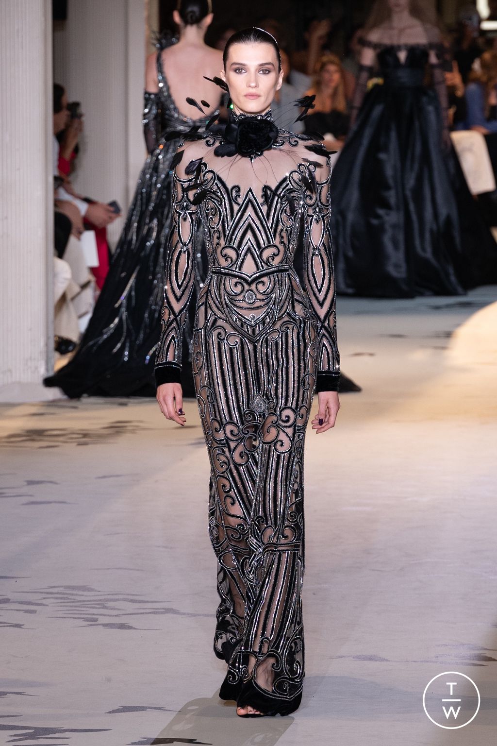Fashion Week Paris Fall/Winter 2023 look 22 from the Zuhair Murad collection couture