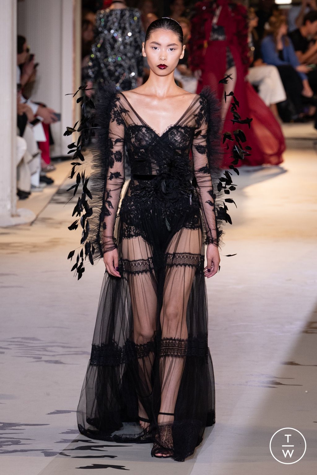 Fashion Week Paris Fall/Winter 2023 look 26 from the Zuhair Murad collection couture