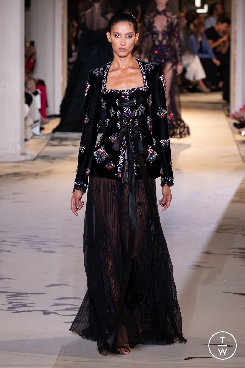 Fashion Week Paris Fall/Winter 2023 look 36 from the Zuhair Murad collection couture