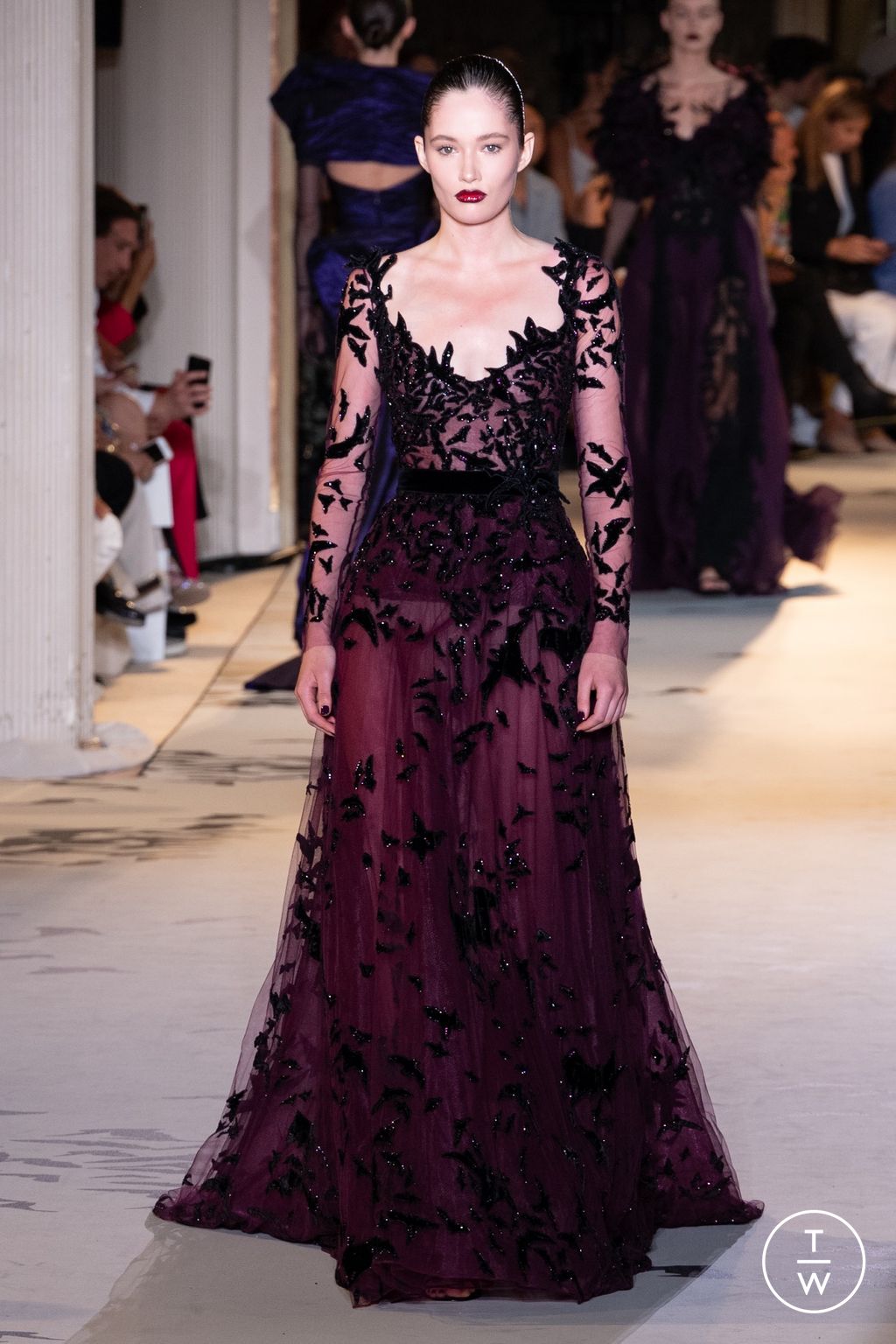 Fashion Week Paris Fall/Winter 2023 look 45 from the Zuhair Murad collection couture