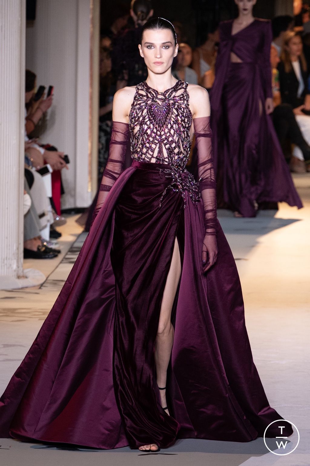 Fashion Week Paris Fall/Winter 2023 look 48 from the Zuhair Murad collection couture