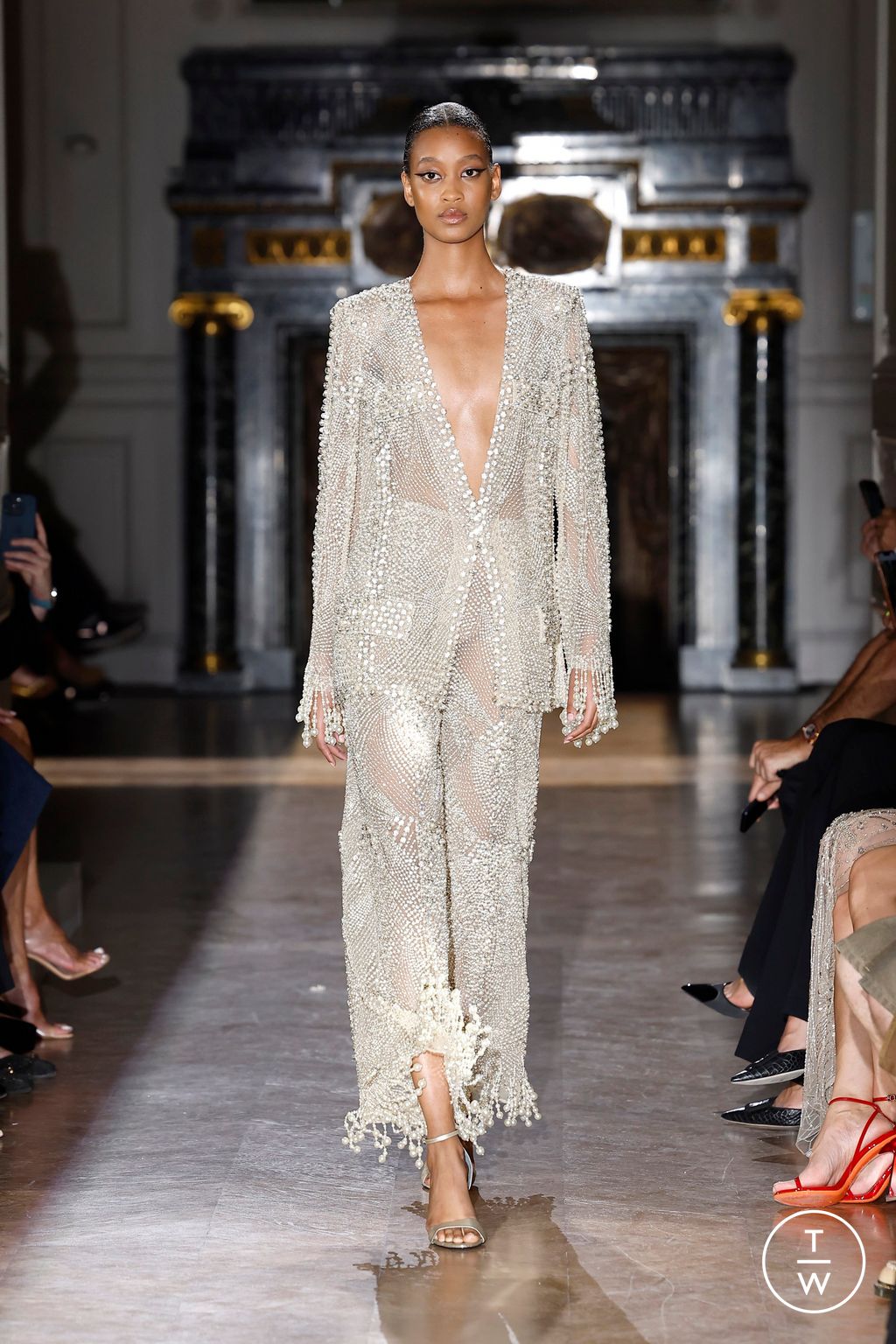 Fashion Week Paris Fall/Winter 2024 look 3 from the Zuhair Murad collection couture