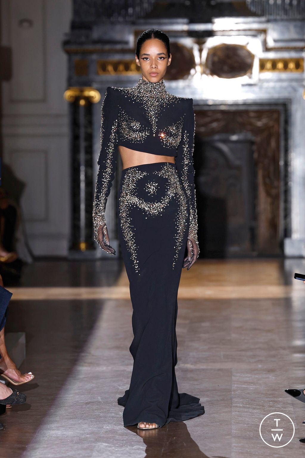 Fashion Week Paris Fall/Winter 2024 look 18 de la collection Zuhair Murad couture