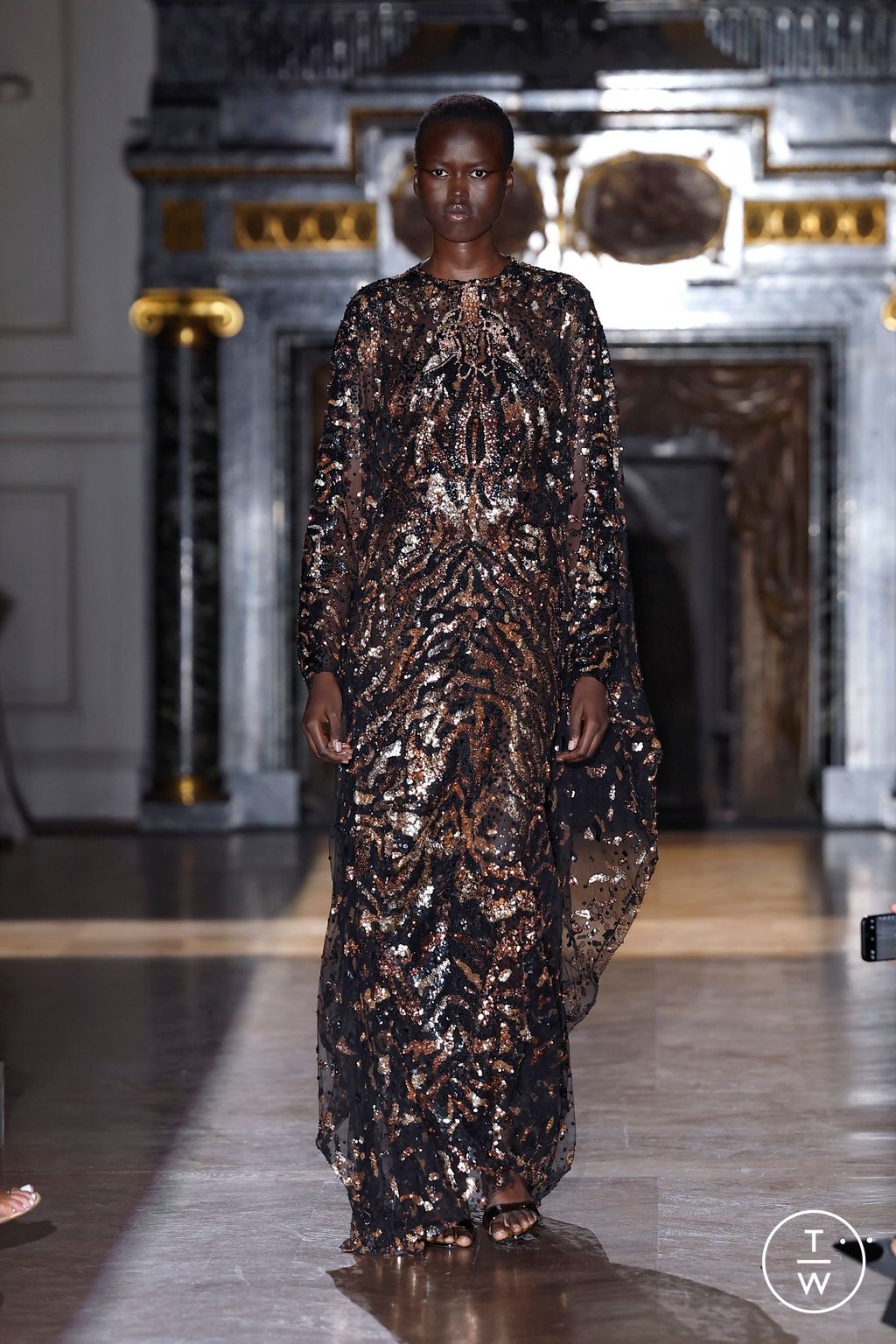 Fashion Week Paris Fall/Winter 2024 look 24 from the Zuhair Murad collection couture